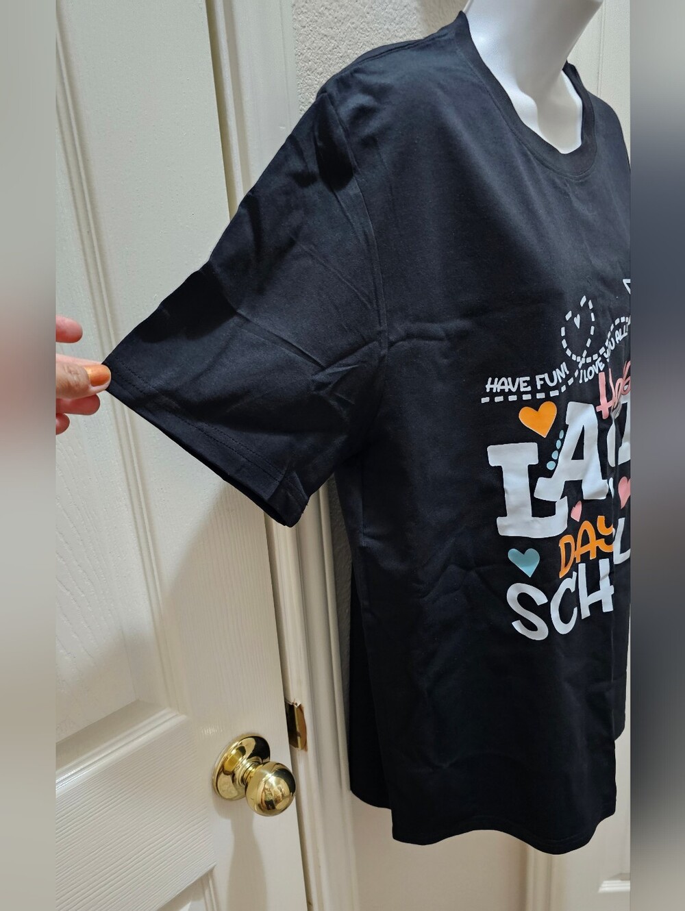 Happy Last Day of School Graphic Tee Black Size Adult XL NWOT - Picture 4 of 9